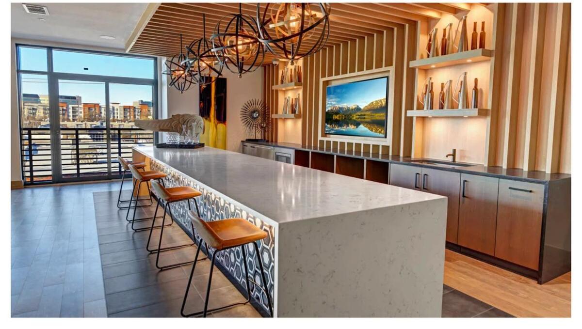 Apartment Cozy, Chic Deep Ellum Apartment! Dallas