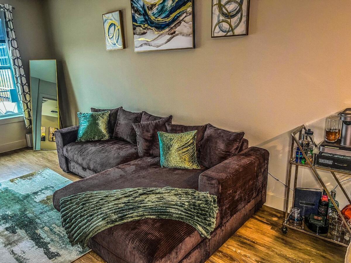 Cozy, Chic Deep Ellum Apartment! Apartment Dallas